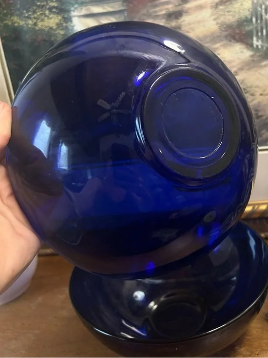 Vintage Cobalt Blue Glass Medium Serving Bowls - Set of 2 - Picture 5 of 7